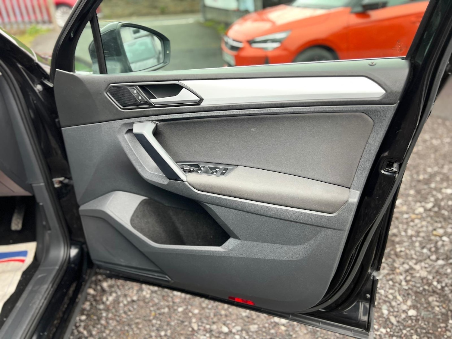 Used Volkswagen Tiguan 2017 for sale - 76549531: Photo 24