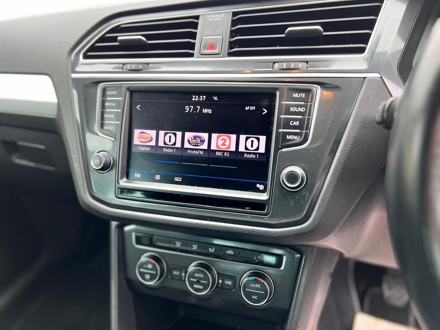 Used Volkswagen Tiguan 2017 for sale - 76549531: Photo 27