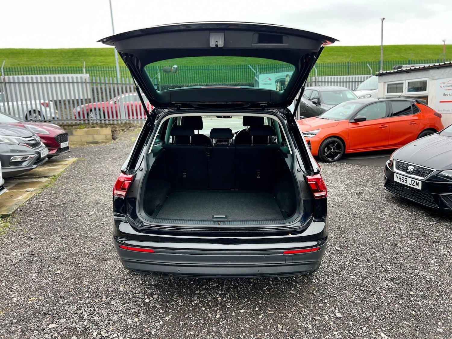Used Volkswagen Tiguan 2017 for sale - 76549531: Photo 41