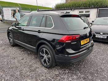 Used Volkswagen Tiguan 2017 for sale - 76549531: Photo