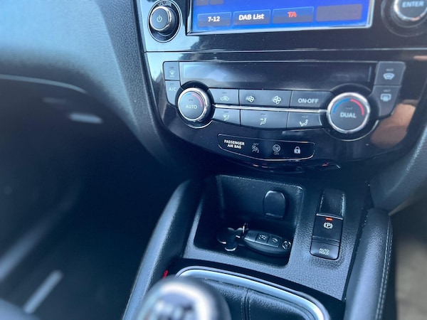 Used Nissan Qashqai 2018 for sale - 76307669: Photo 11