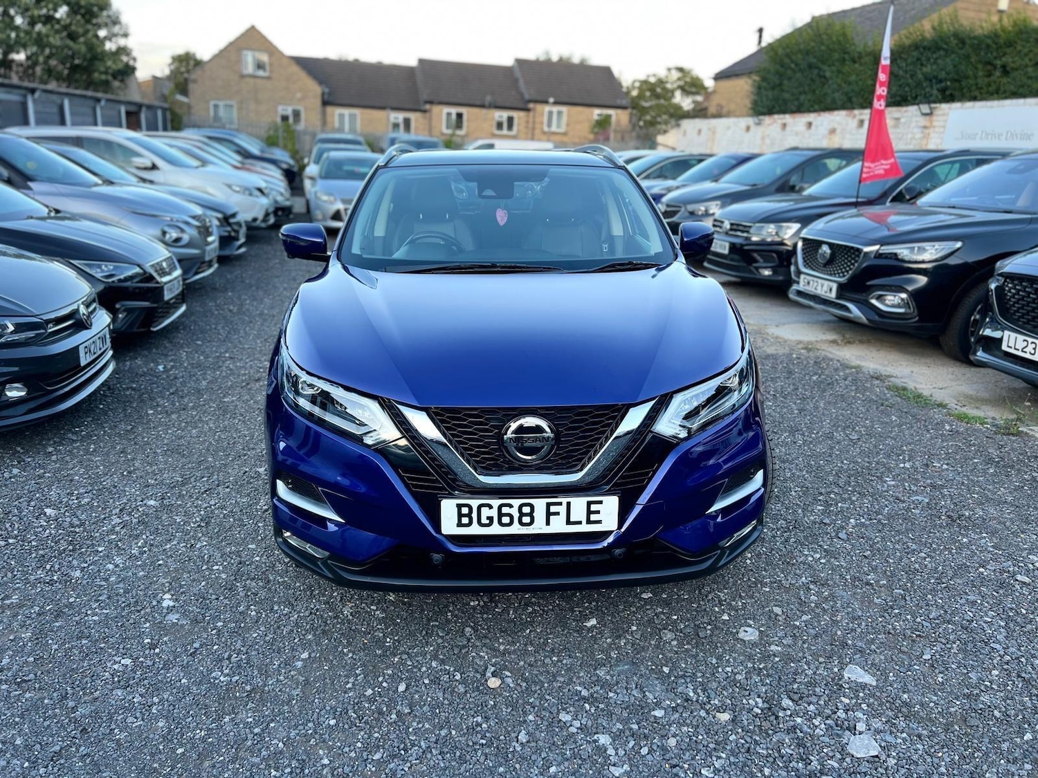 Used Nissan Qashqai 2018 for sale - 76307669: Photo 2