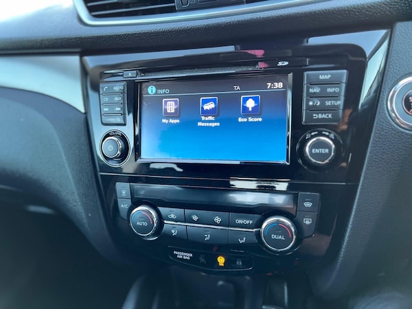 Used Nissan Qashqai 2018 for sale - 76307669: Photo 35