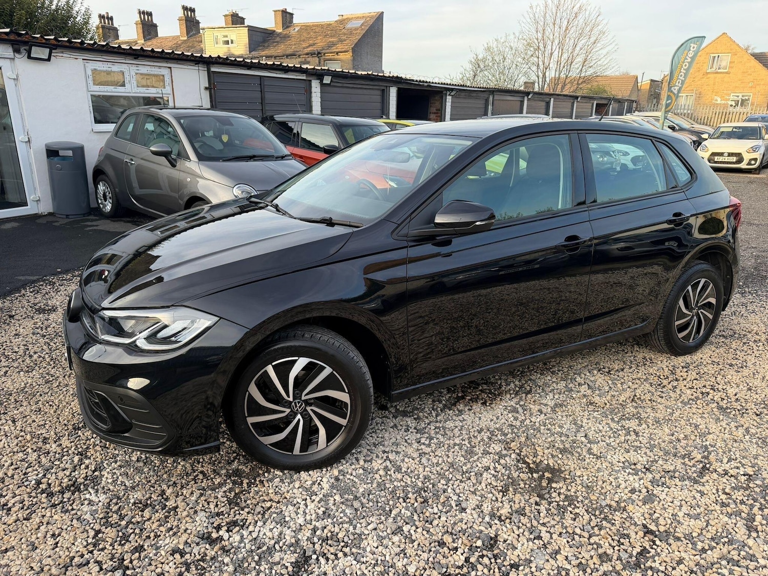 Used Volkswagen Polo 2024 for sale - 78185590: Photo 2