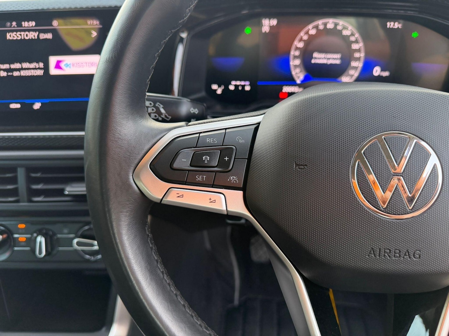 Used Volkswagen Polo 2024 for sale - 78185590: Photo 24