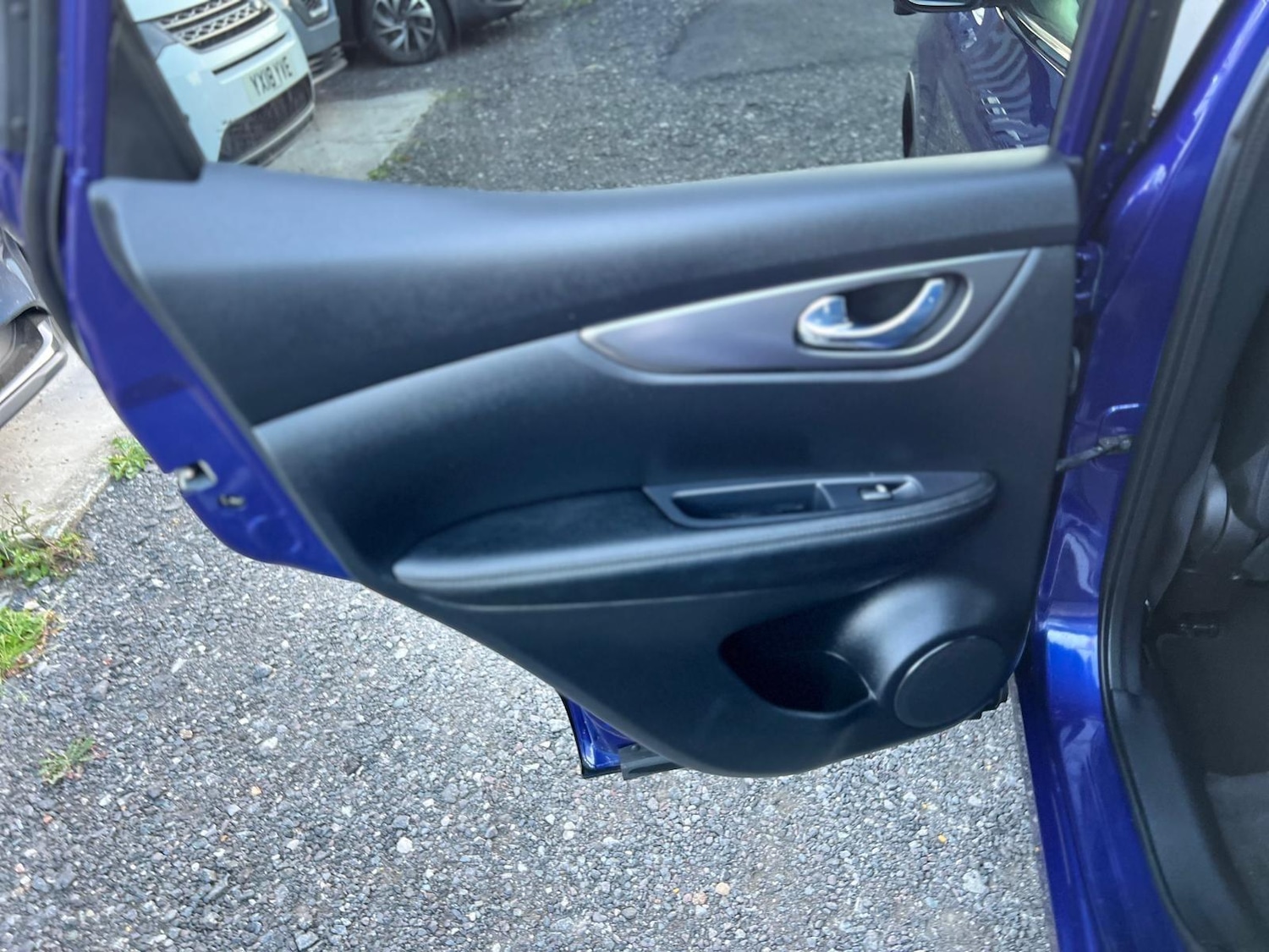 Used Nissan Qashqai 2018 for sale - 76987762: Photo 27