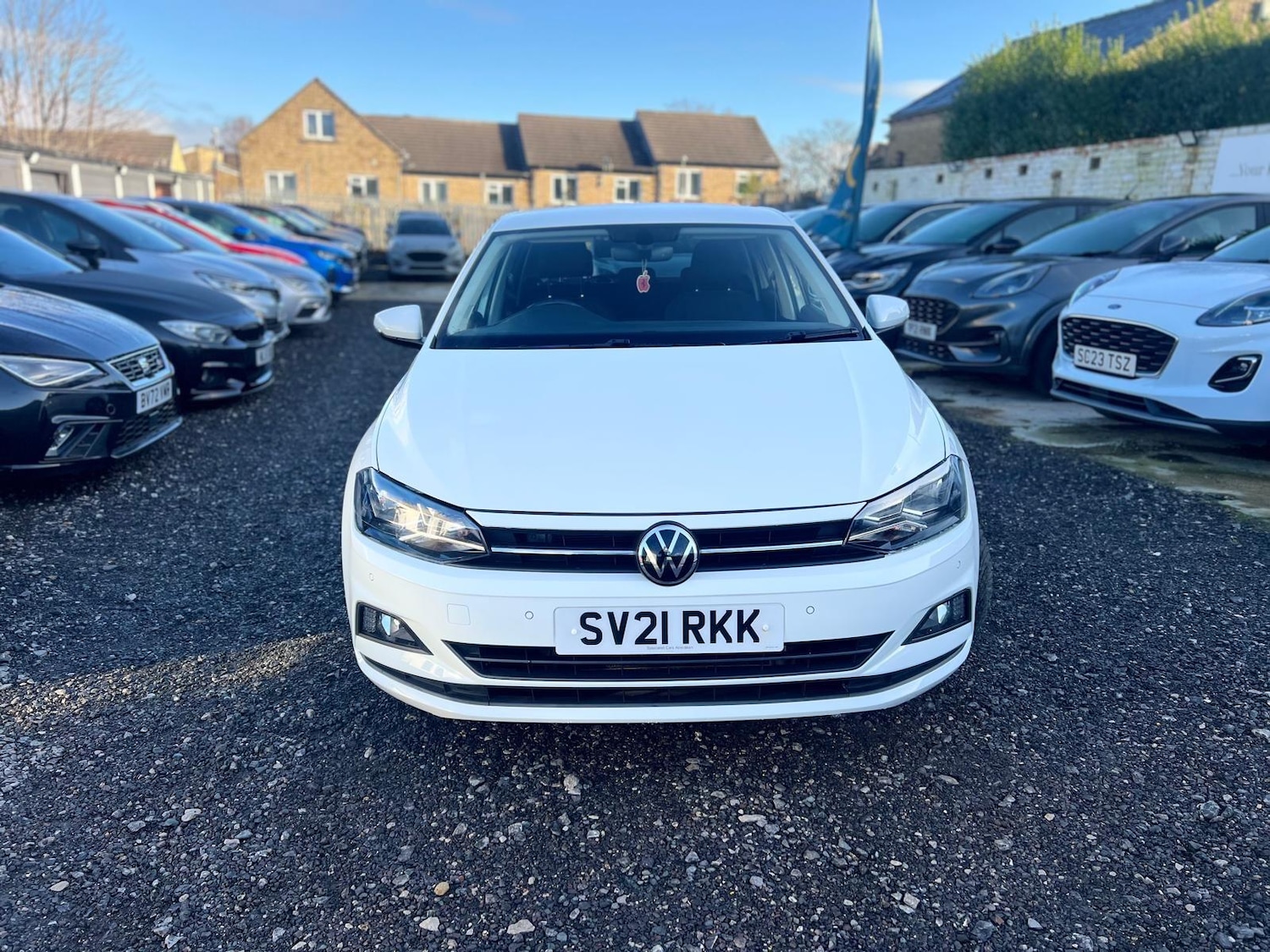 Used Volkswagen Polo 2021 for sale - 76671537: Photo 2