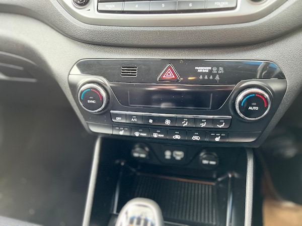 Used Hyundai TUCSON 2018 for sale - 75363186: Photo 10