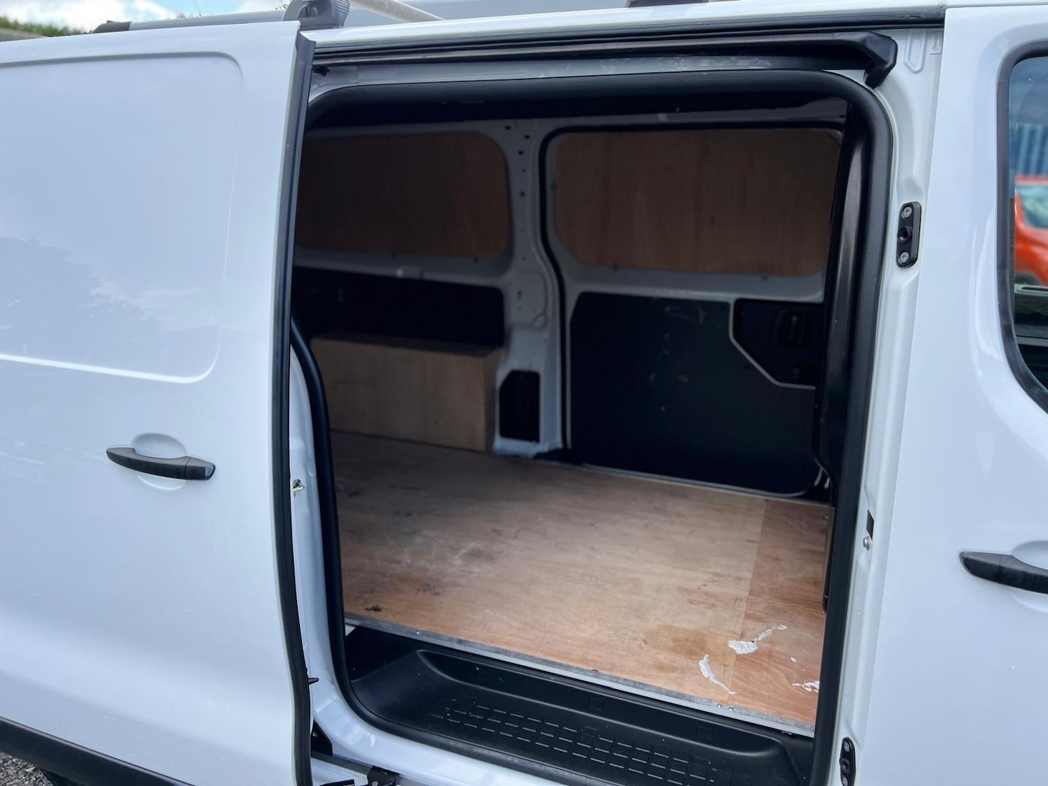 Used Vauxhall Vivaro 2023 for sale - 76976017: Photo 20