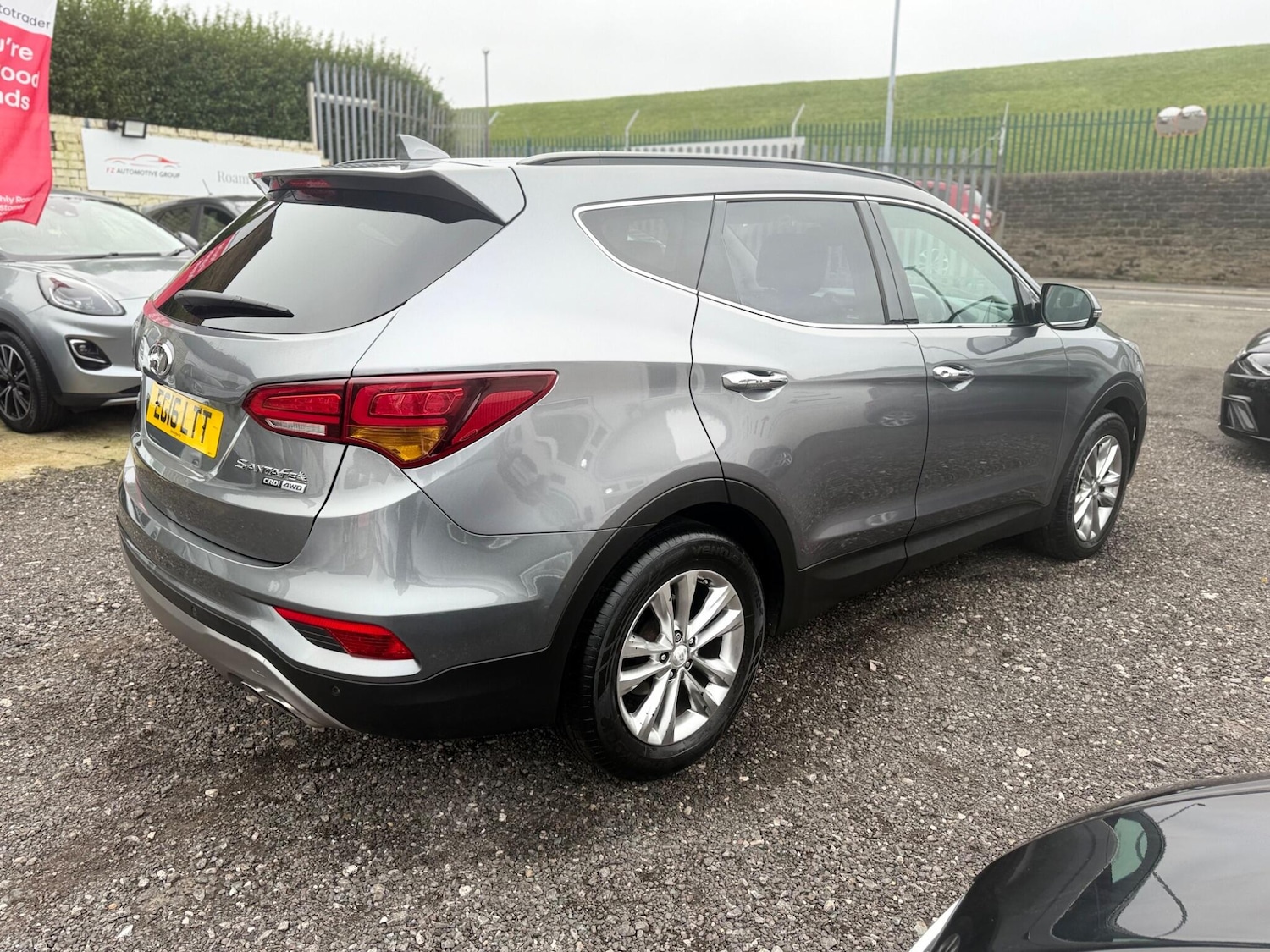 Used Hyundai Santa Fe 2016 for sale - 77066799: Photo 11