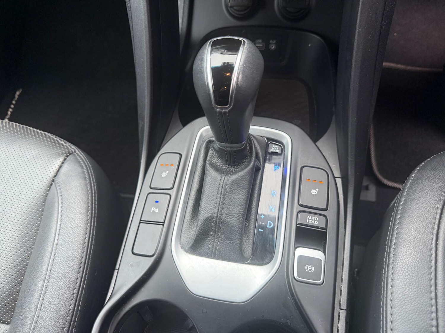 Used Hyundai Santa Fe 2016 for sale - 77066799: Photo 12