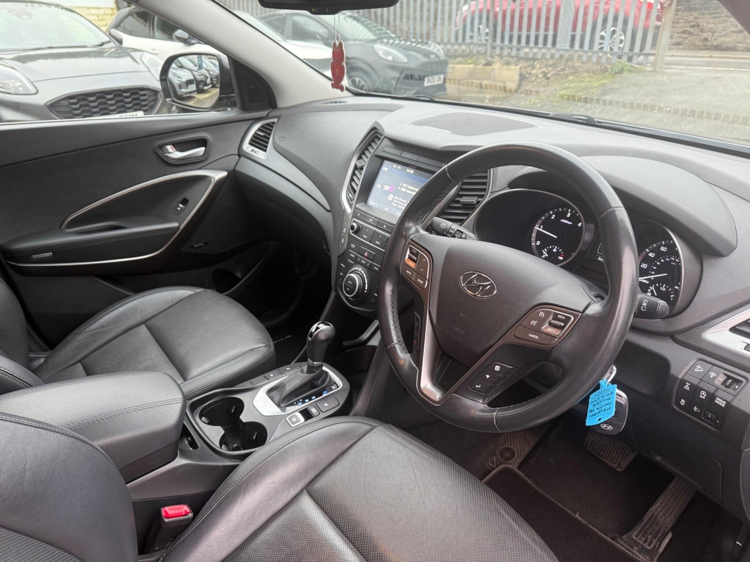 Used Hyundai Santa Fe 2016 for sale - 77066799: Photo 13