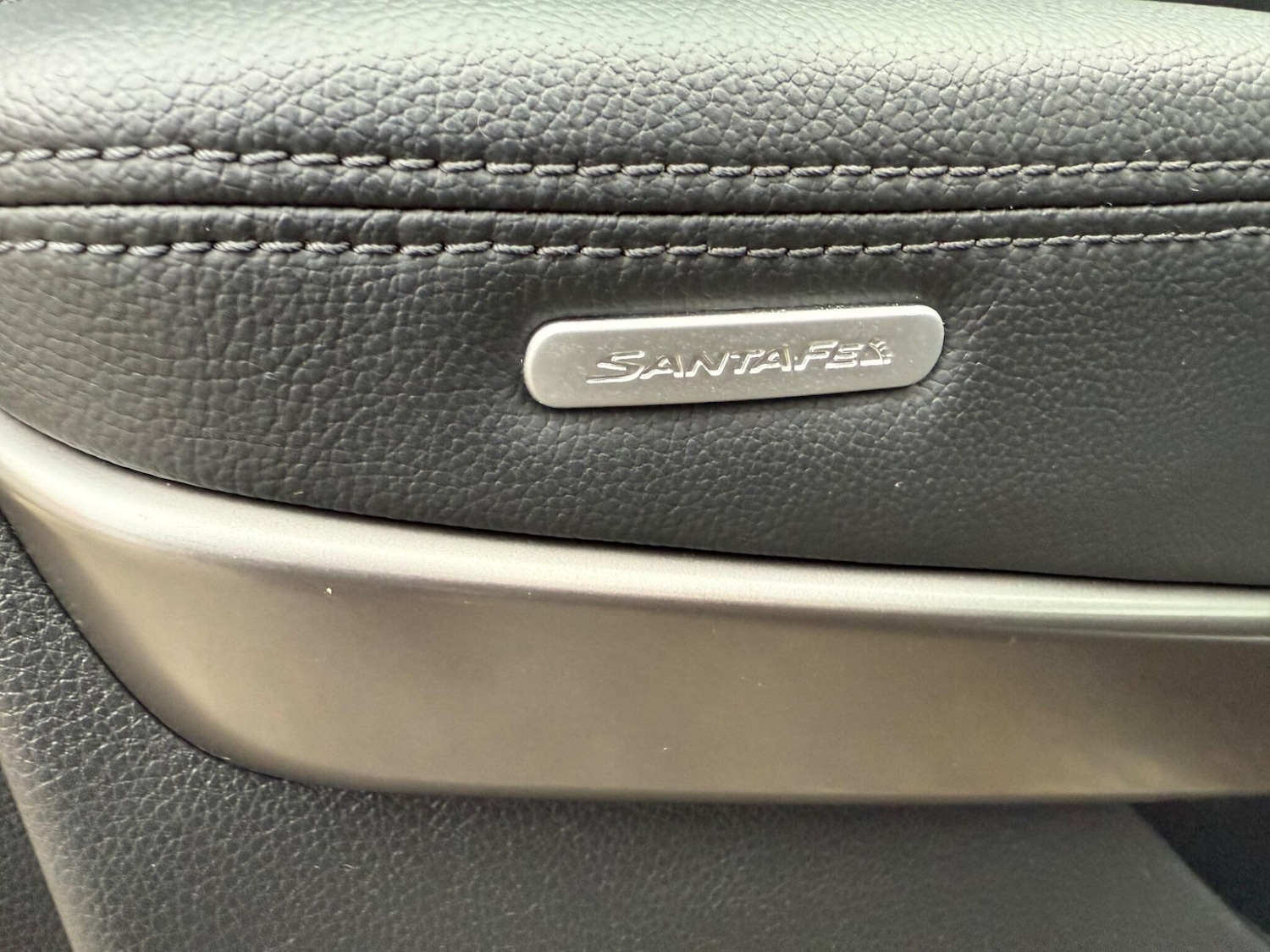 Used Hyundai Santa Fe 2016 for sale - 77066799: Photo 19