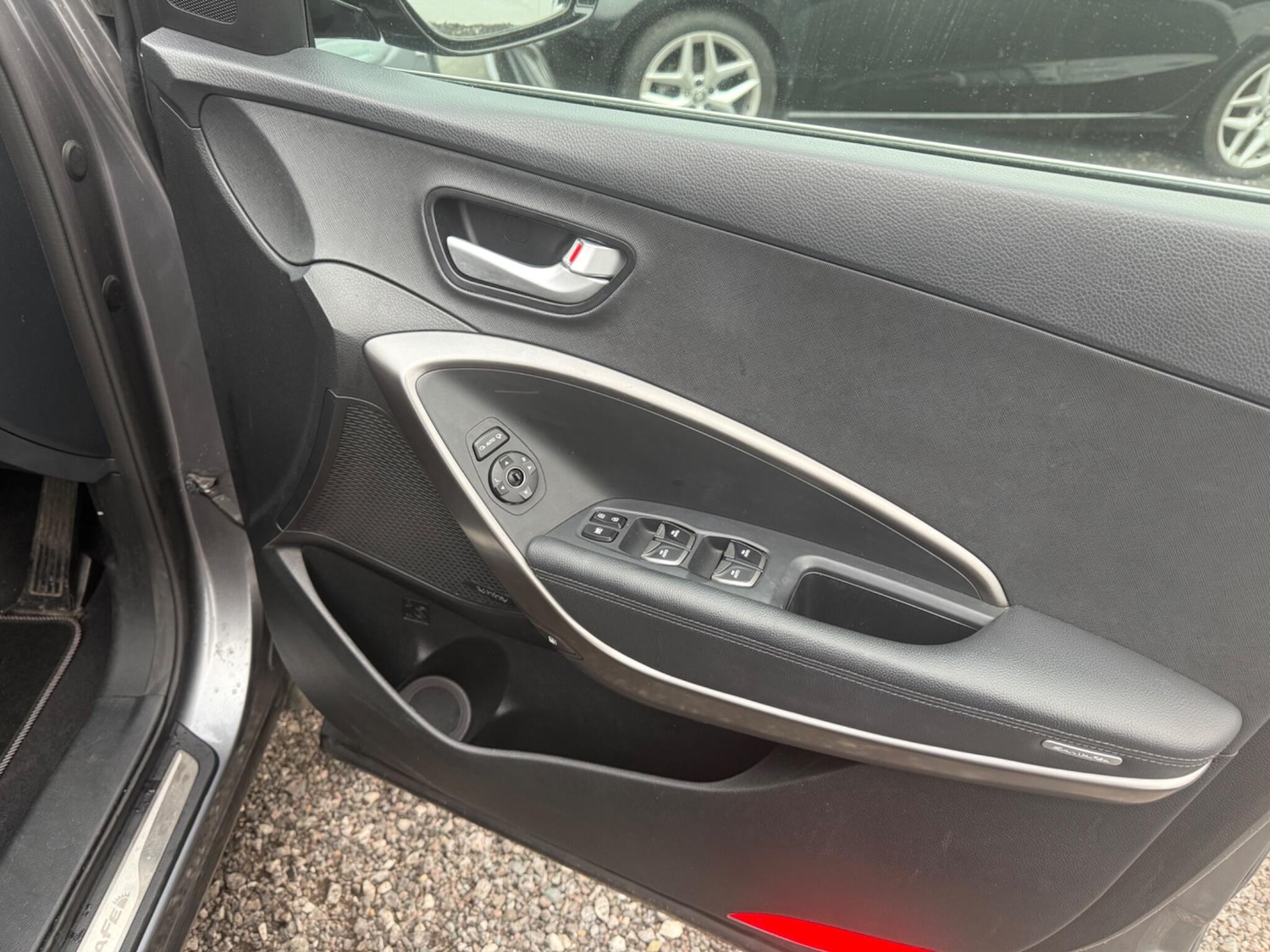 Used Hyundai Santa Fe 2016 for sale - 77066799: Photo 28