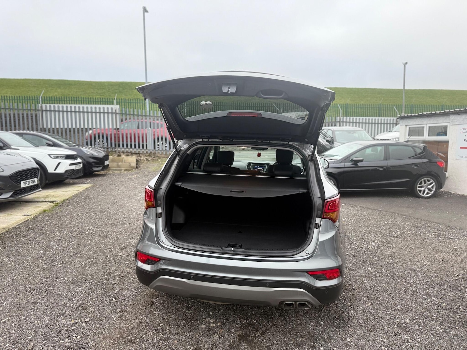 Used Hyundai Santa Fe 2016 for sale - 77066799: Photo 44