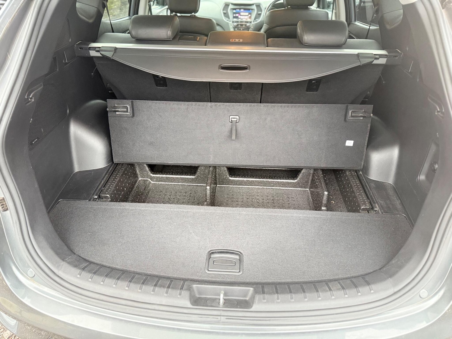 Used Hyundai Santa Fe 2016 for sale - 77066799: Photo 45