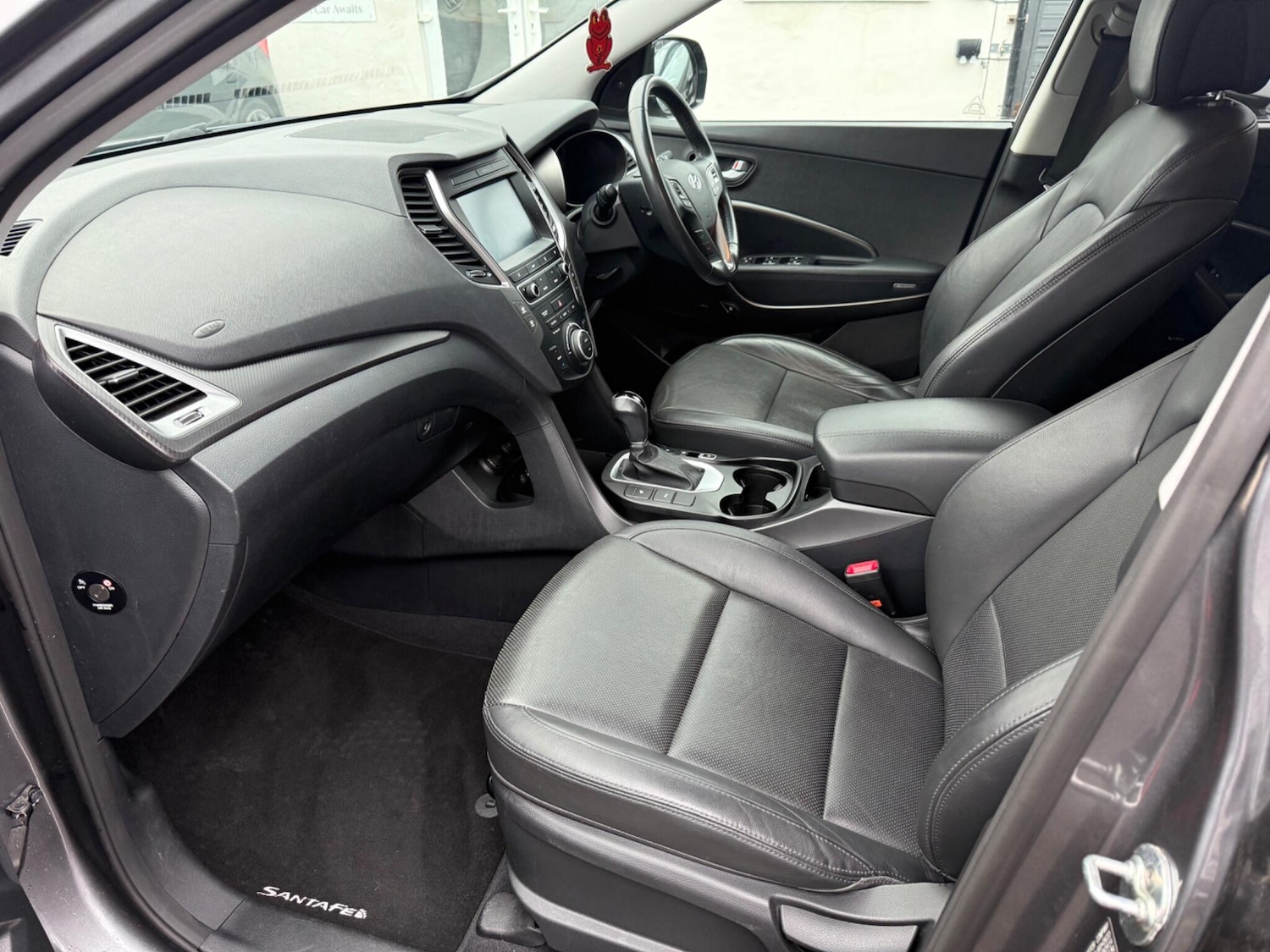 Used Hyundai Santa Fe 2016 for sale - 77066799: Photo 48