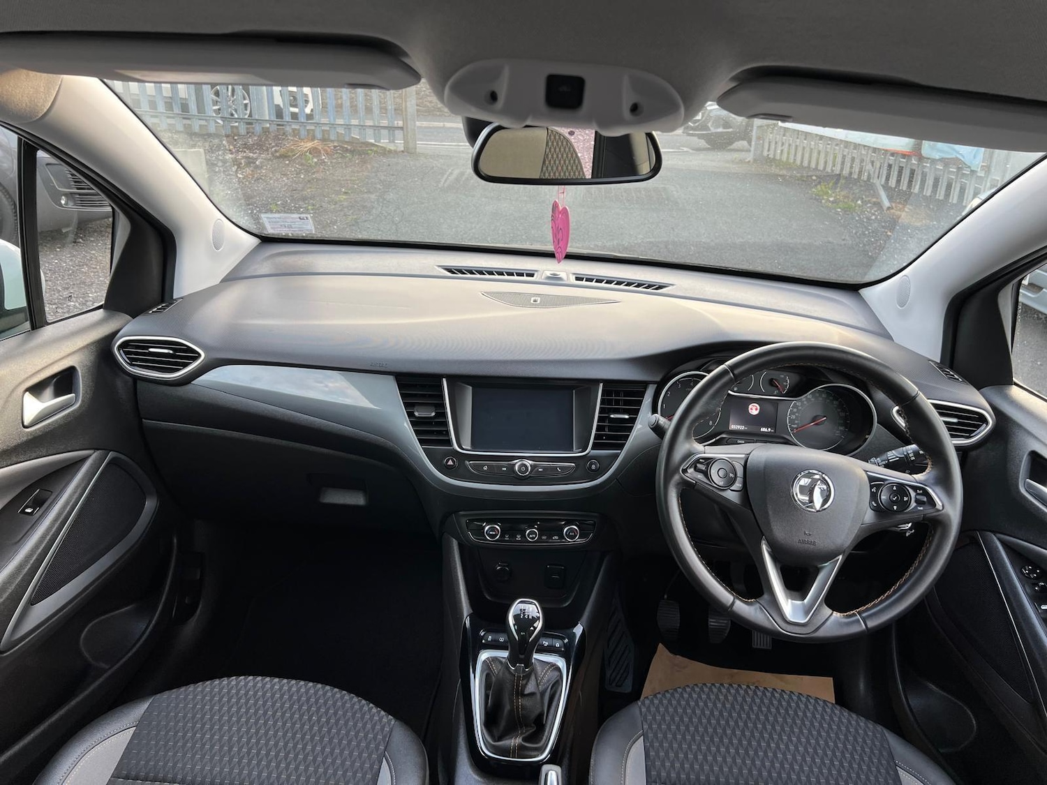 Used Vauxhall Crossland X 2020 for sale - 76988324: Photo 10