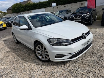 Used Volkswagen Golf 2018 for sale - 79338881: Photo