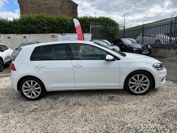 Used Volkswagen Golf 2018 for sale - 79338881: Photo