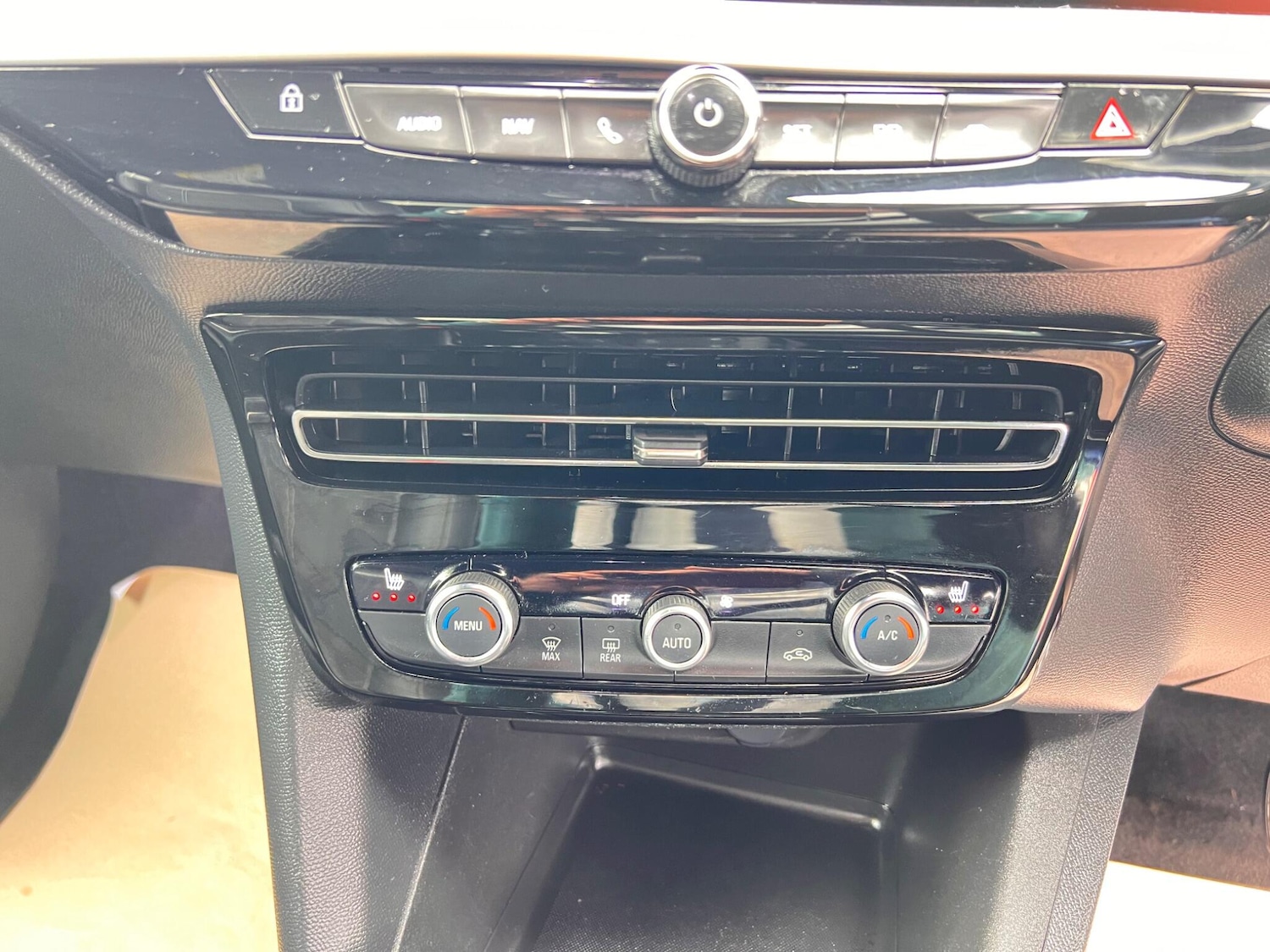 Used Vauxhall Mokka 2024 for sale - 78127597: Photo 40