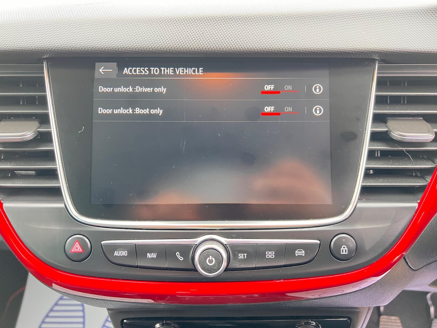 Used Vauxhall Crossland for sale - 78127596: Photo 29