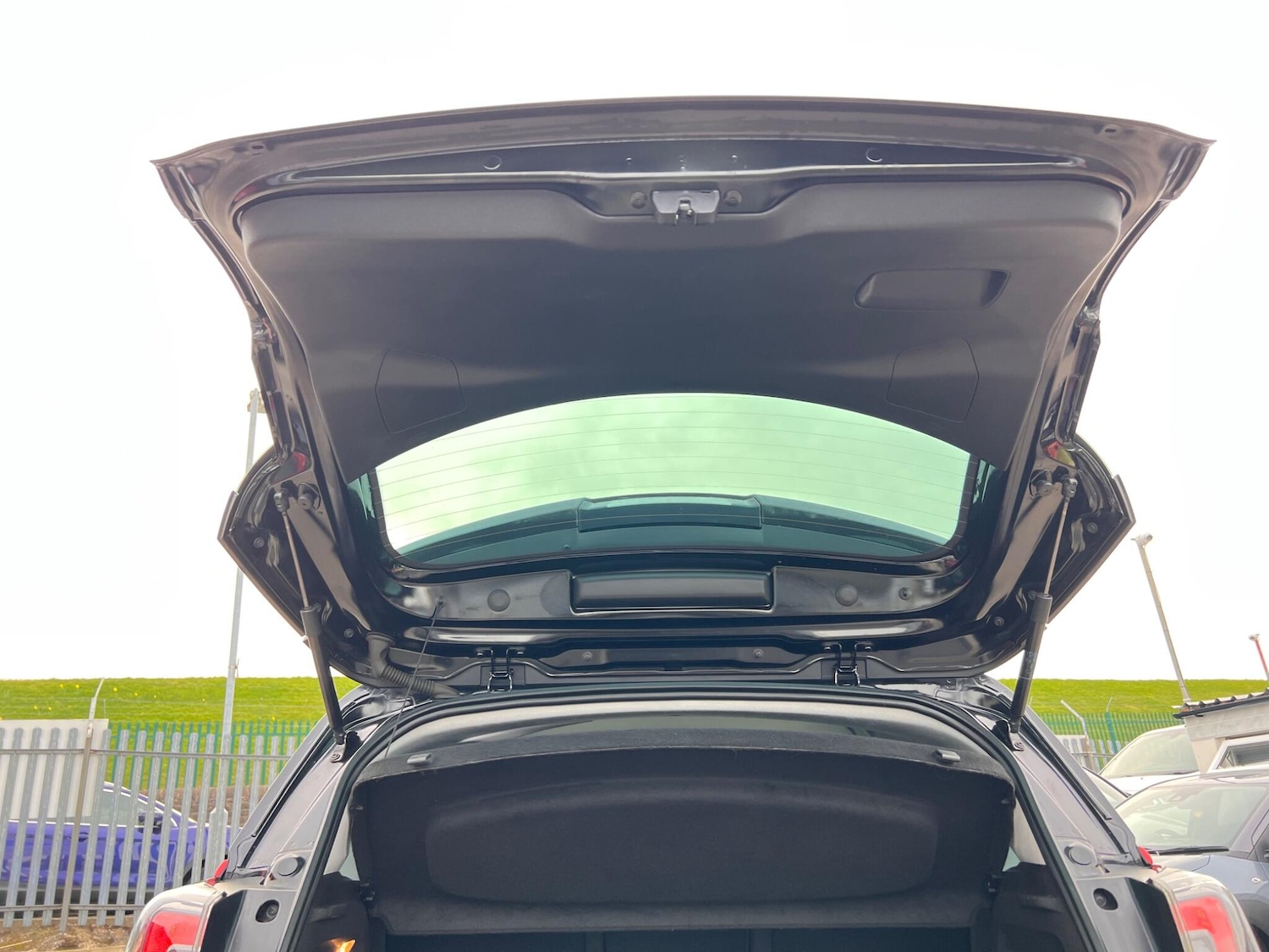 Used Vauxhall Crossland for sale - 78127596: Photo 73