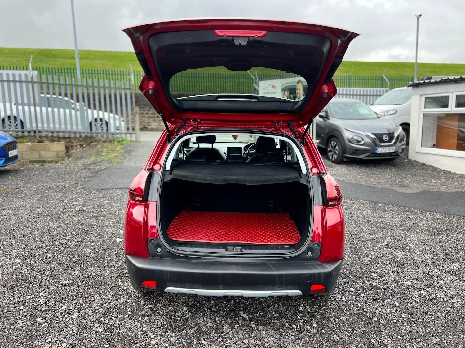 Used Peugeot 2008 2019 for sale - 76527610: Photo 32