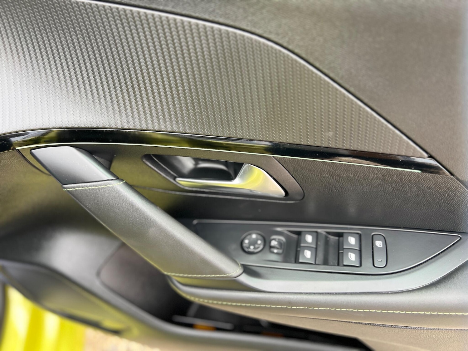 Used Peugeot 208 2024 for sale - 78100134: Photo 11