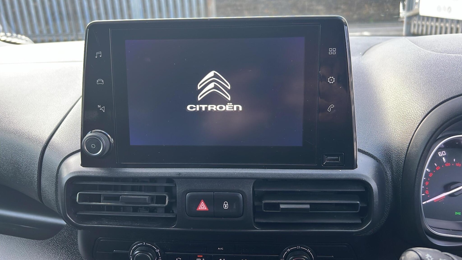 Used Citroen Berlingo 2023 for sale - 77411382: Photo 21