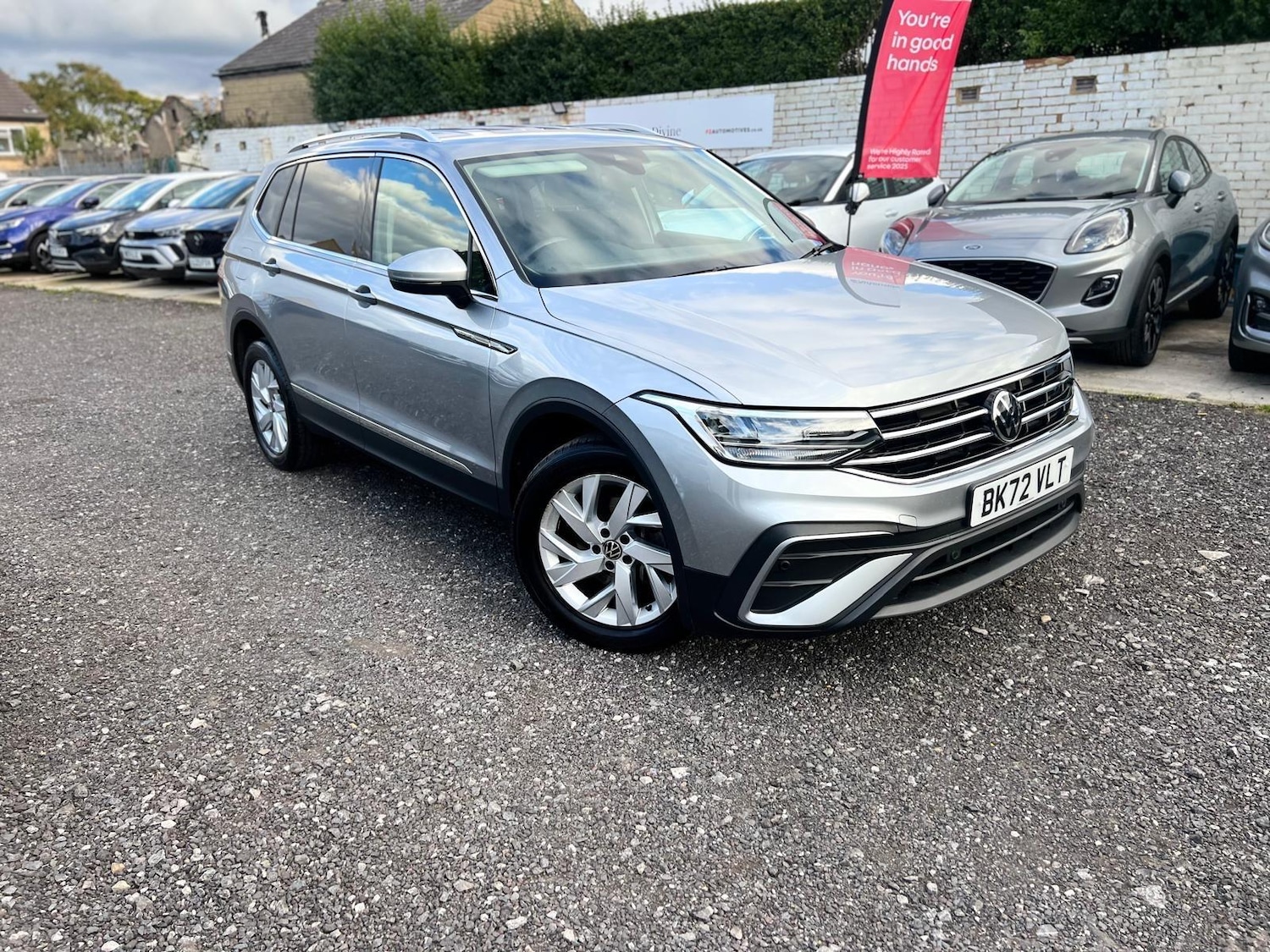 Used Volkswagen Tiguan Allspace 2022 for sale - 76073200: Photo 1