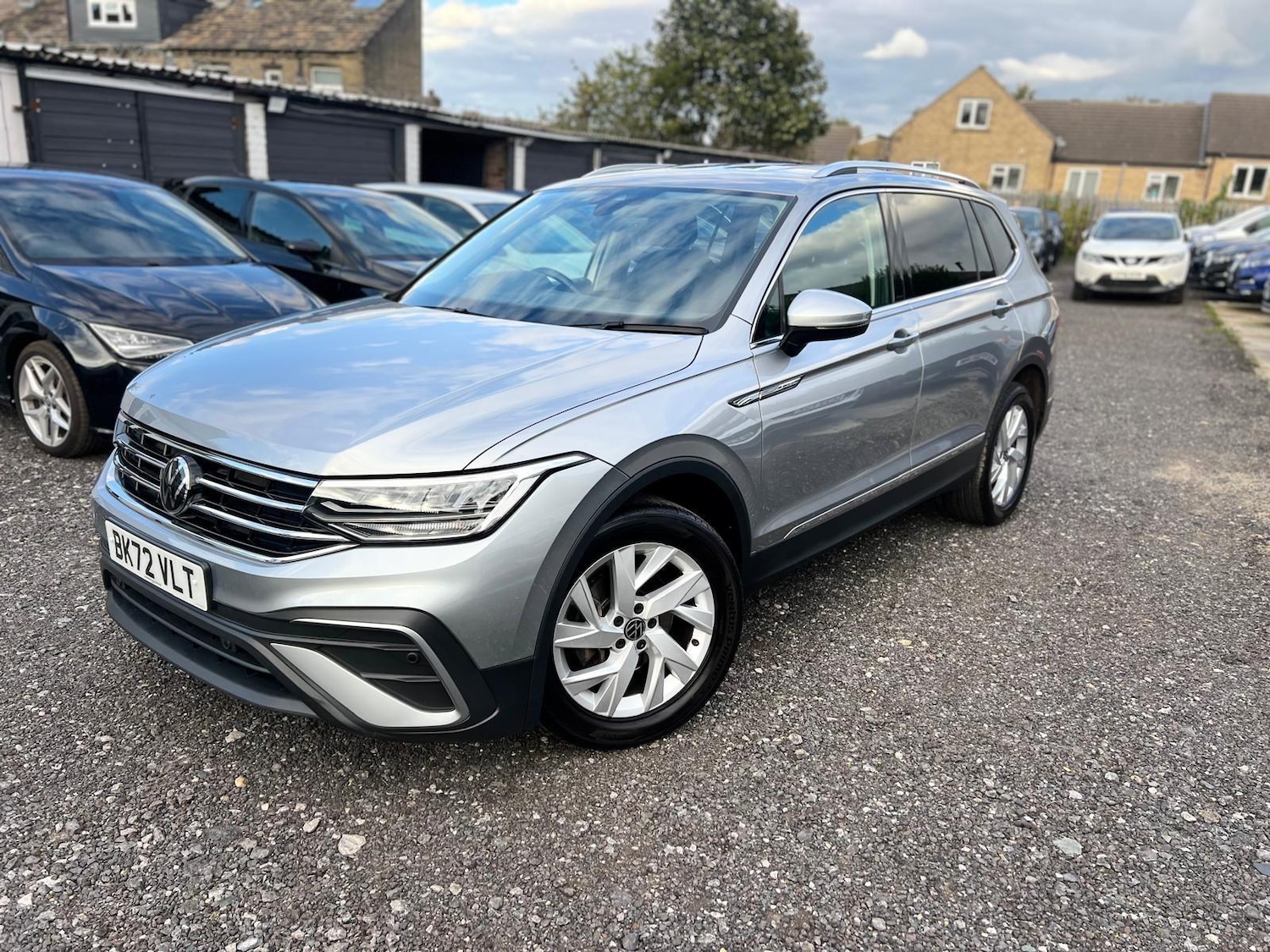 Used Volkswagen Tiguan Allspace 2022 for sale - 76073200: Photo 3