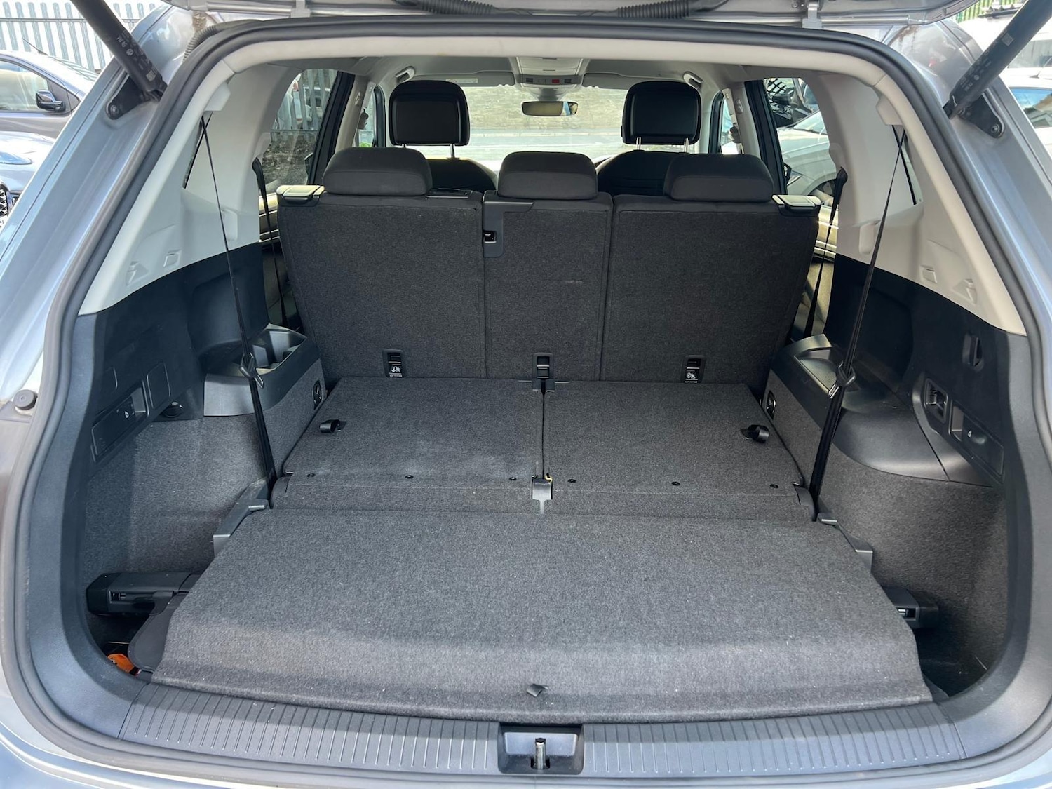 Used Volkswagen Tiguan Allspace 2022 for sale - 76073200: Photo 45