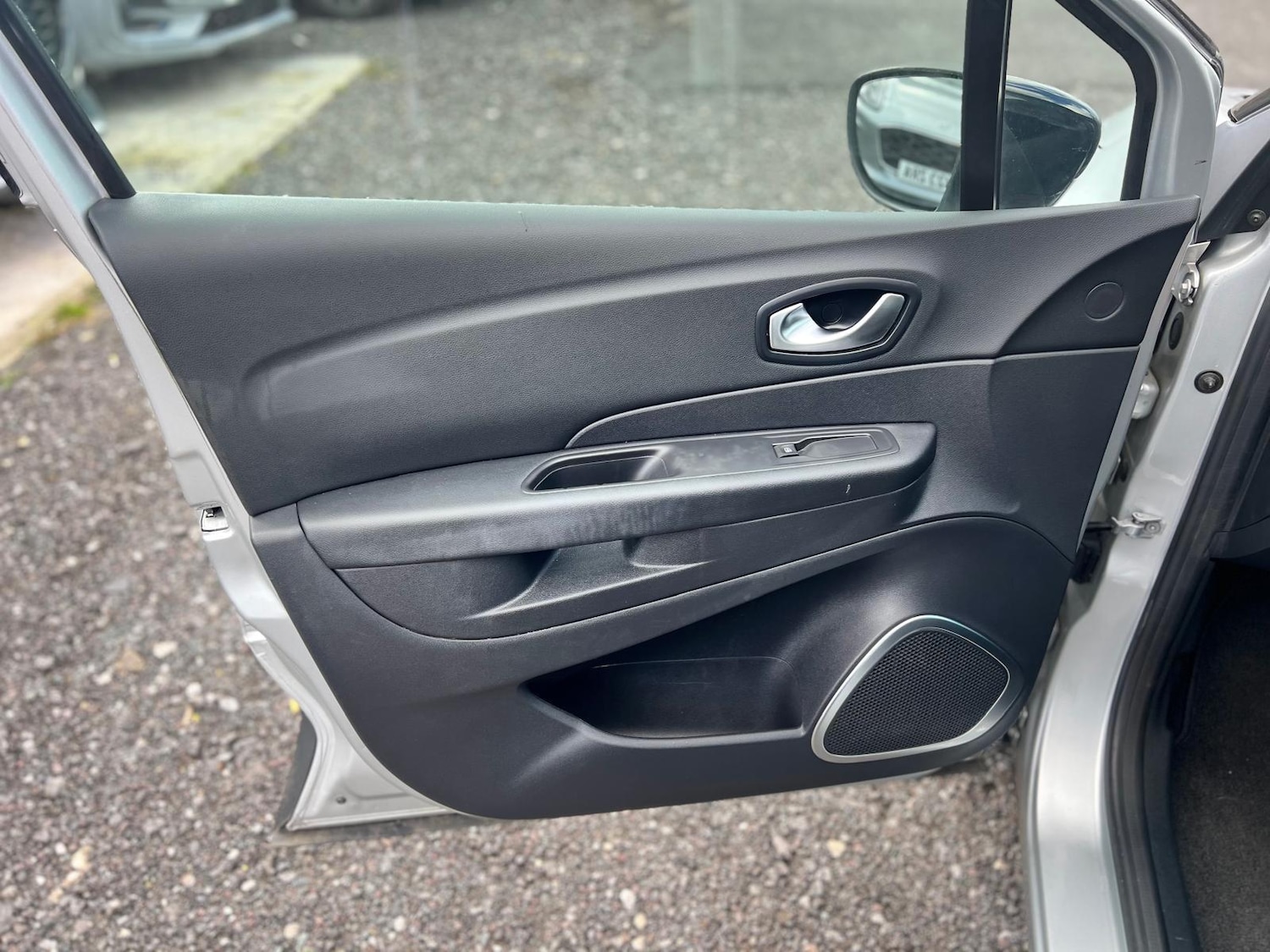 Used Renault Captur 2018 for sale - 76377218: Photo 21
