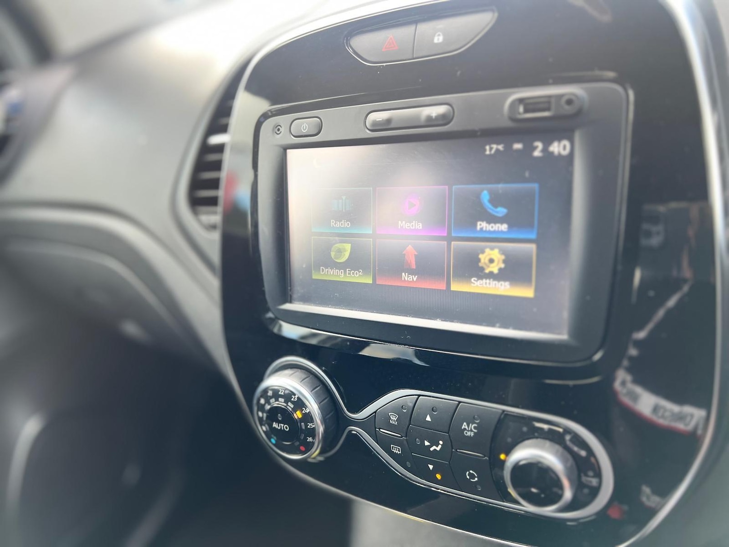 Used Renault Captur 2018 for sale - 76377218: Photo 40