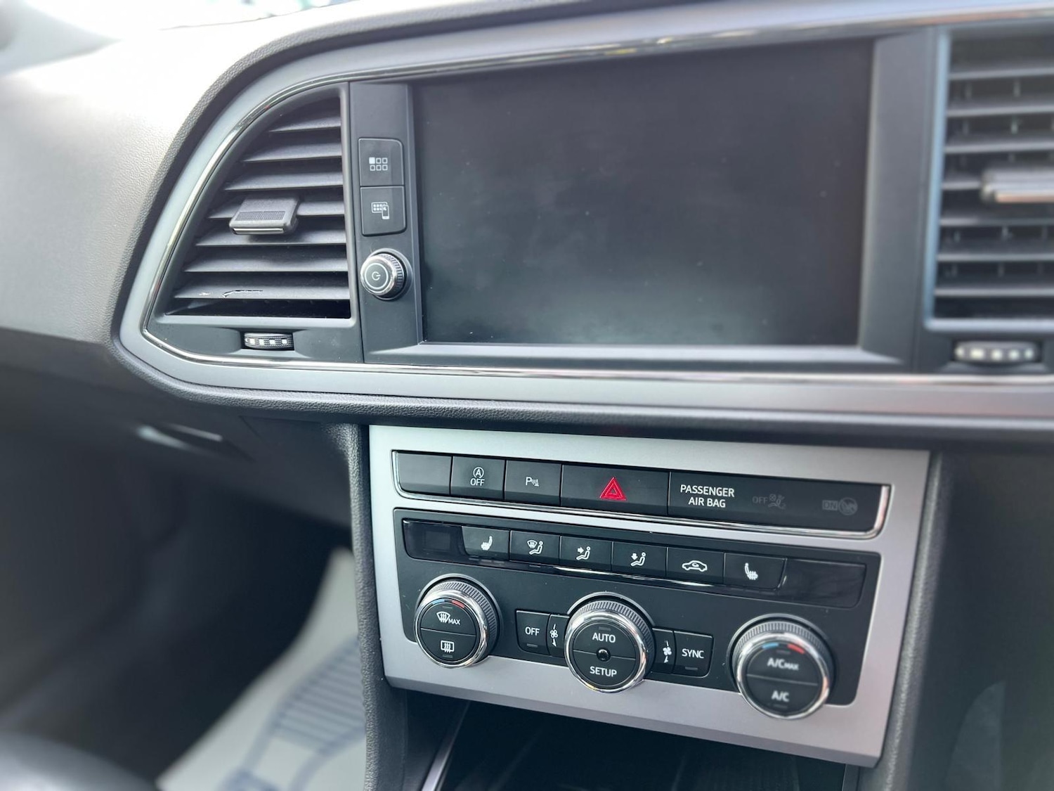 Used SEAT Leon 2019 for sale - 77237565: Photo 25