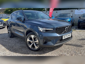 Used Volvo XC40 2025 for sale - 79474732: Photo