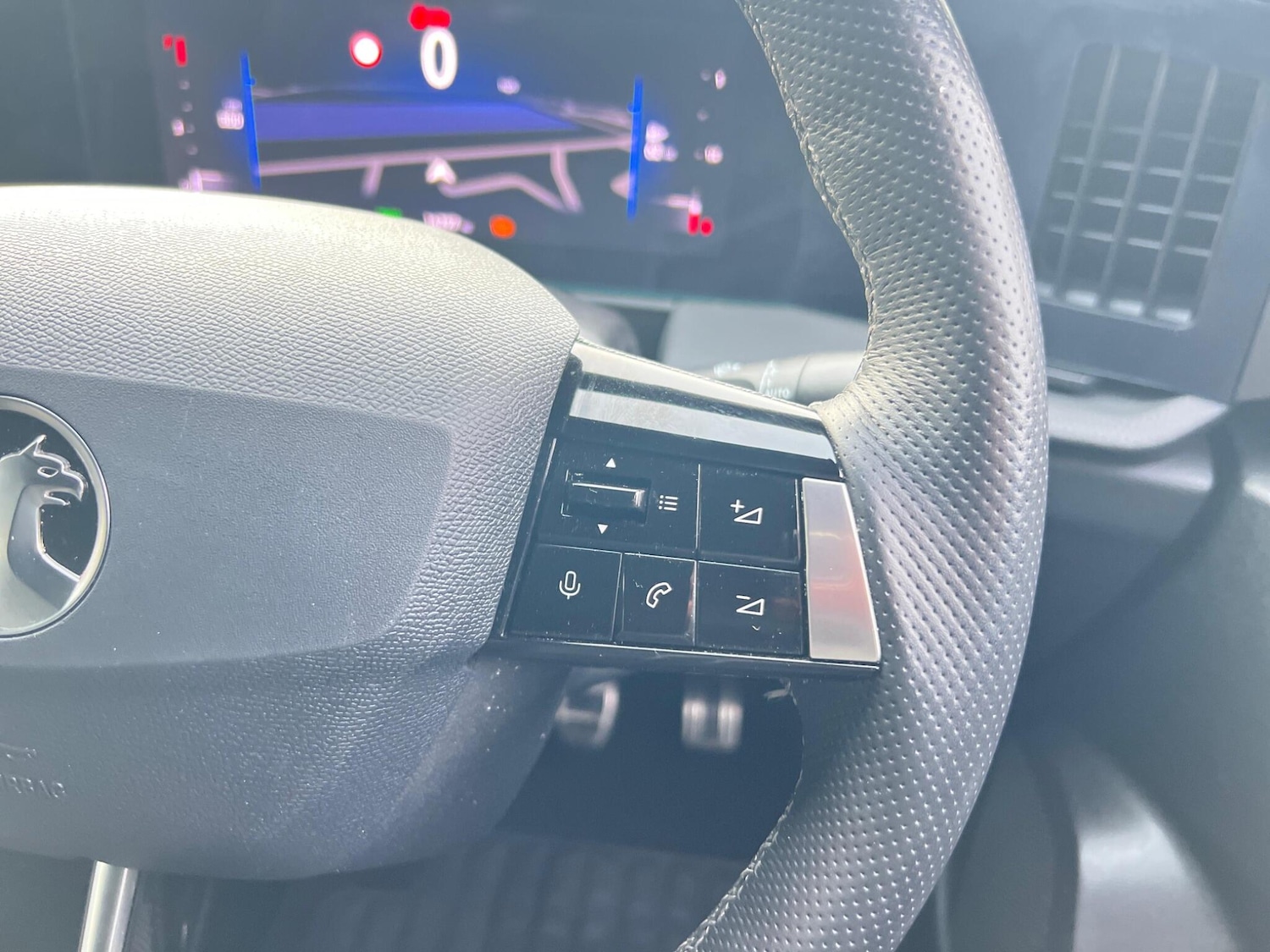 Used Vauxhall Astra for sale - 77683662: Photo 19