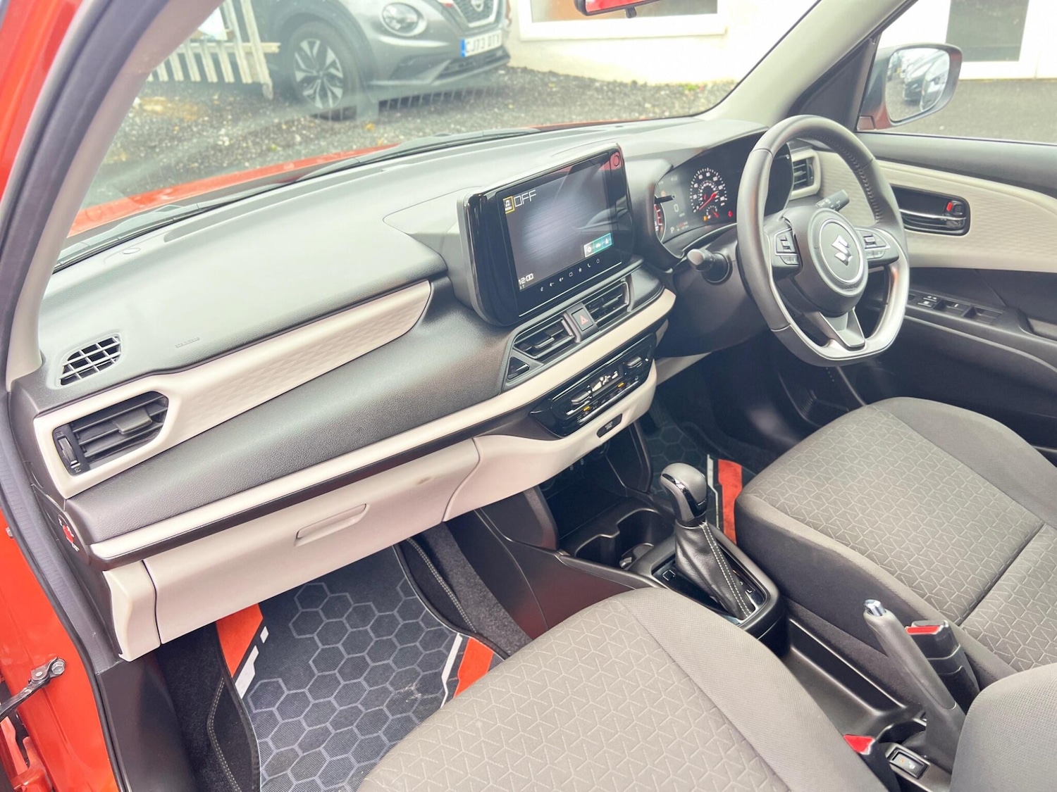 Used Suzuki Swift for sale - 77852736: Photo 9