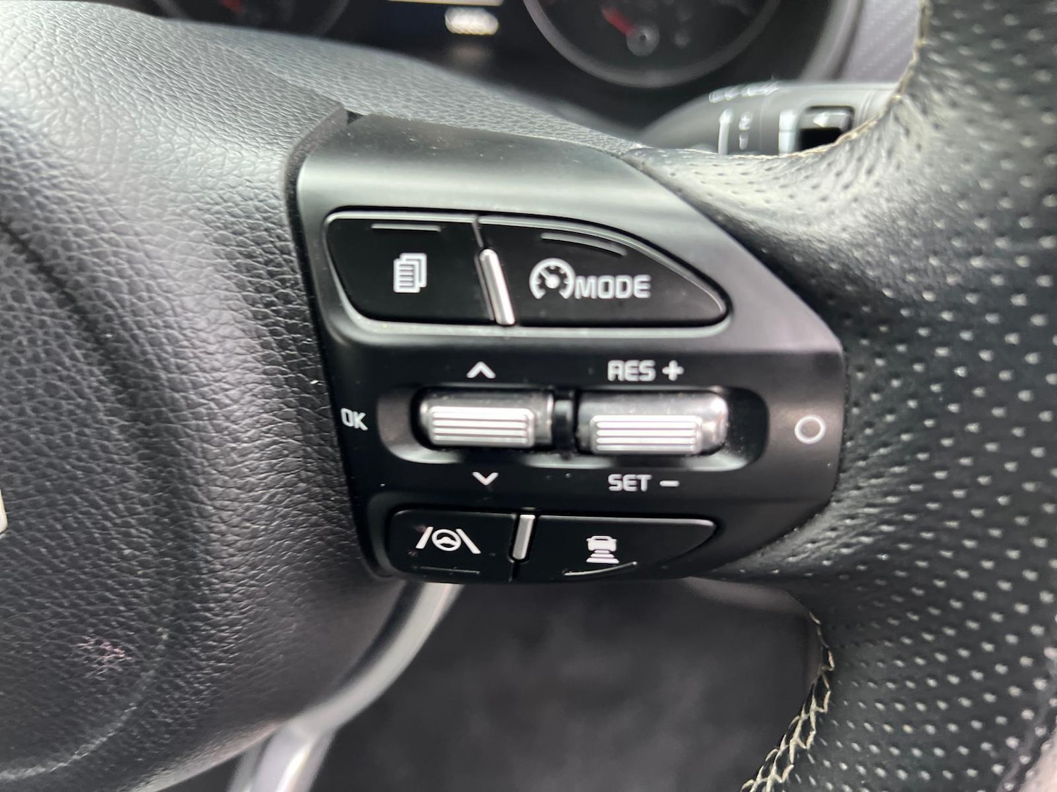 Used Kia Stonic 2024 for sale - 76527811: Photo 20