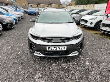 Used Kia Stonic 2024 for sale - 76527811: Photo