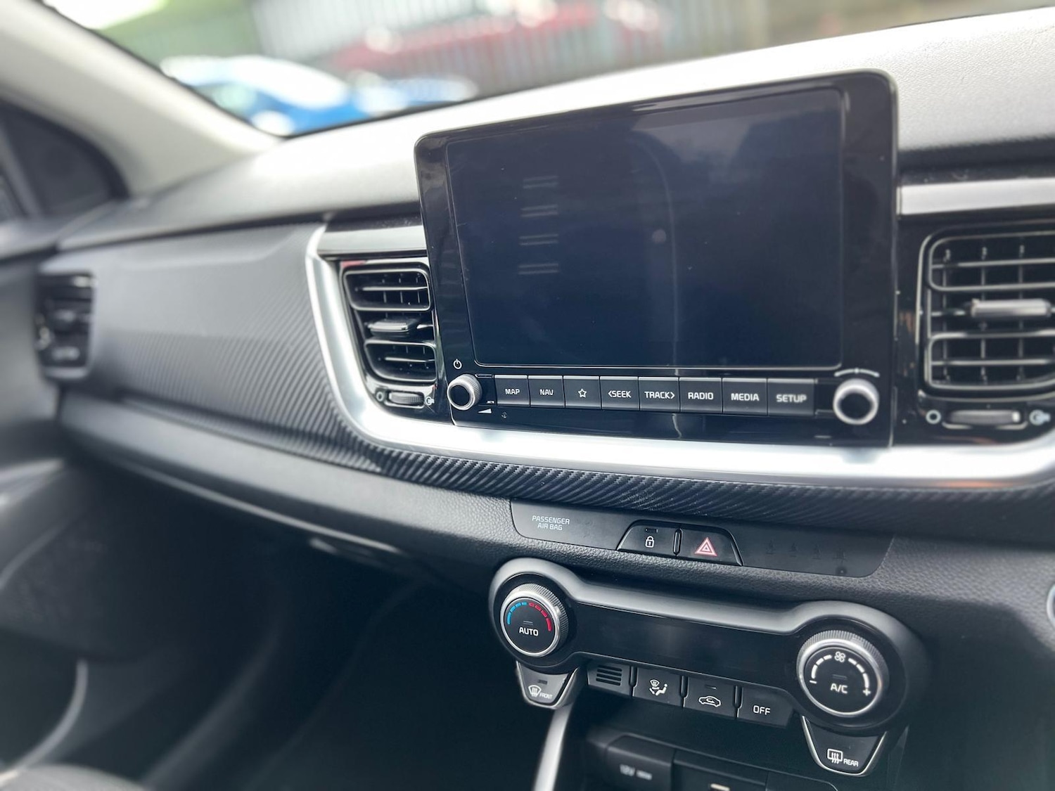 Used Kia Stonic 2024 for sale - 76527811: Photo 39