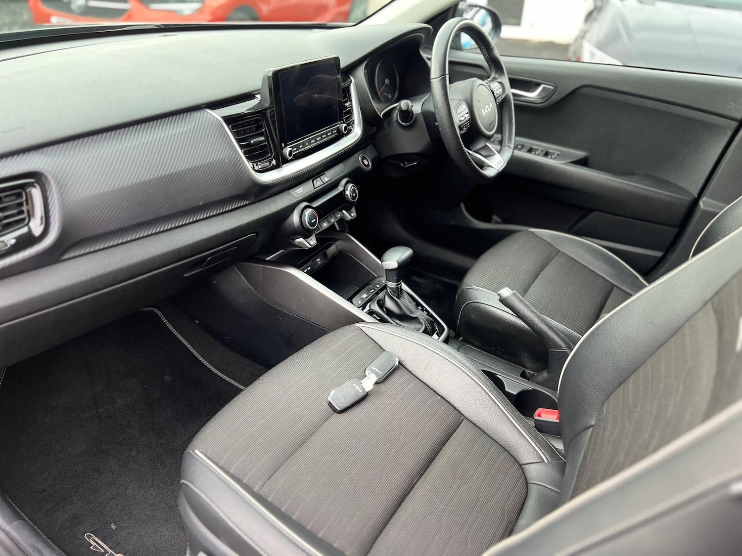 Used Kia Stonic 2024 for sale - 76527811: Photo 45