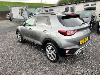 Used Kia Stonic 2024 for sale - 76527811: Photo