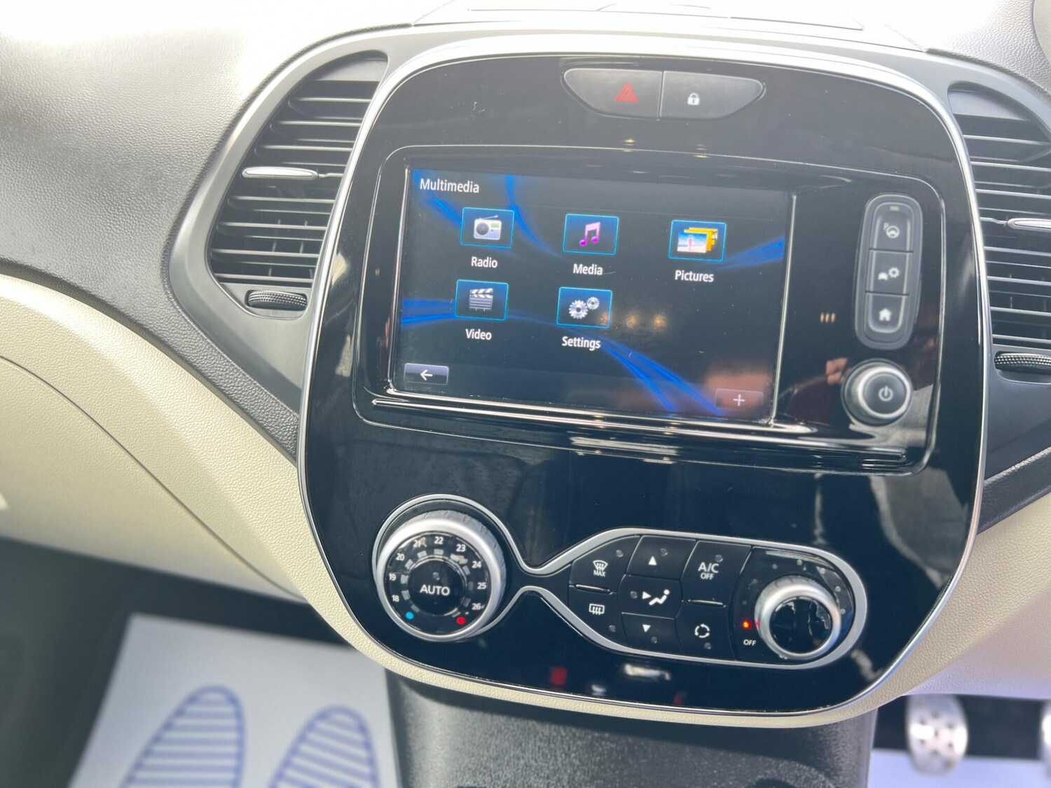 Used Renault Captur 2019 for sale - 78062877: Photo 30