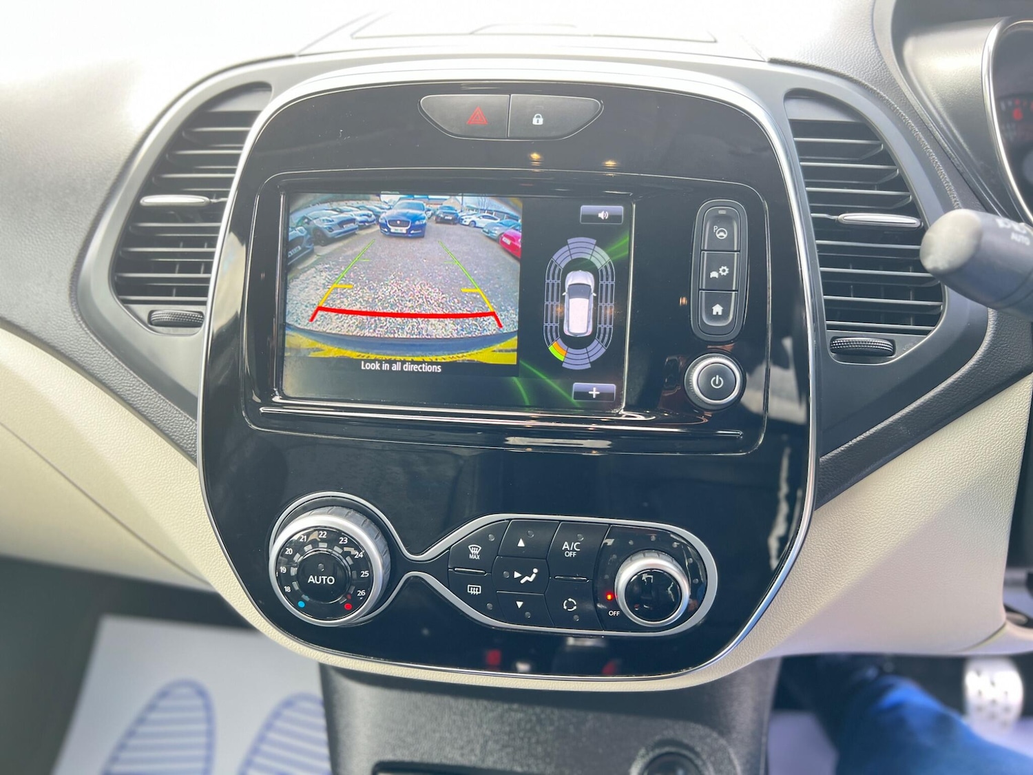 Used Renault Captur 2019 for sale - 78062877: Photo 31