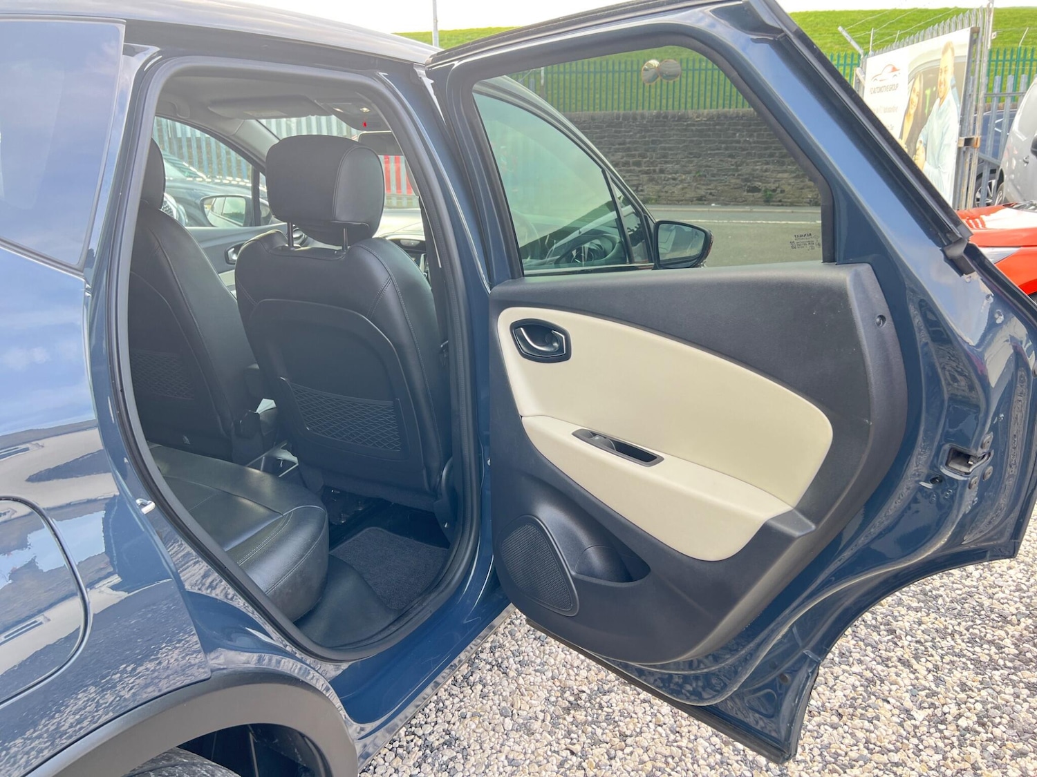 Used Renault Captur 2019 for sale - 78062877: Photo 38