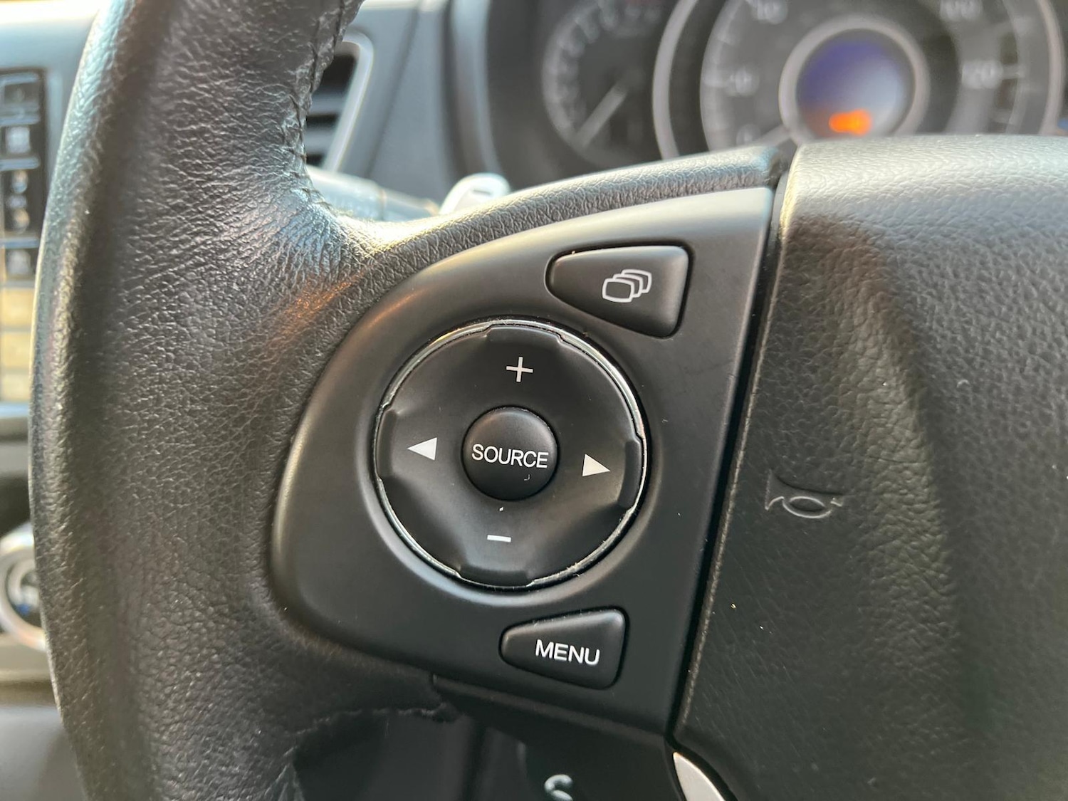 Used Honda CR-V 2018 for sale - 76866540: Photo 19