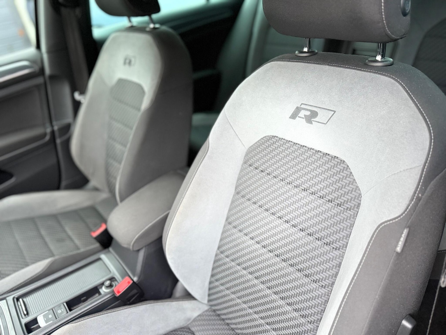 Used Volkswagen Golf 2020 for sale - 77060220: Photo 44