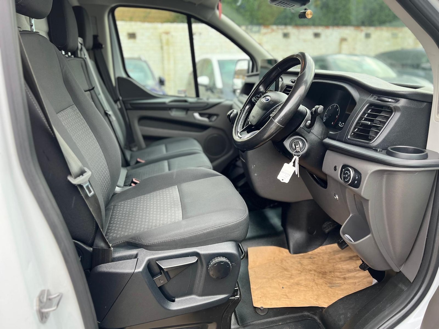 Used Ford Transit Custom 2022 for sale - 76409595: Photo 10